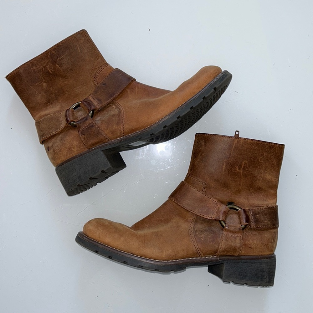 Clarks Orinocco Dip Harness Brown Leather Boots